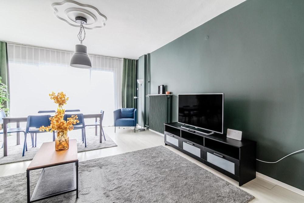 FULLY FURNISHED COZY FLAT IN THE HEART OF SISLI — ISTANBUL — фотография отеля №5