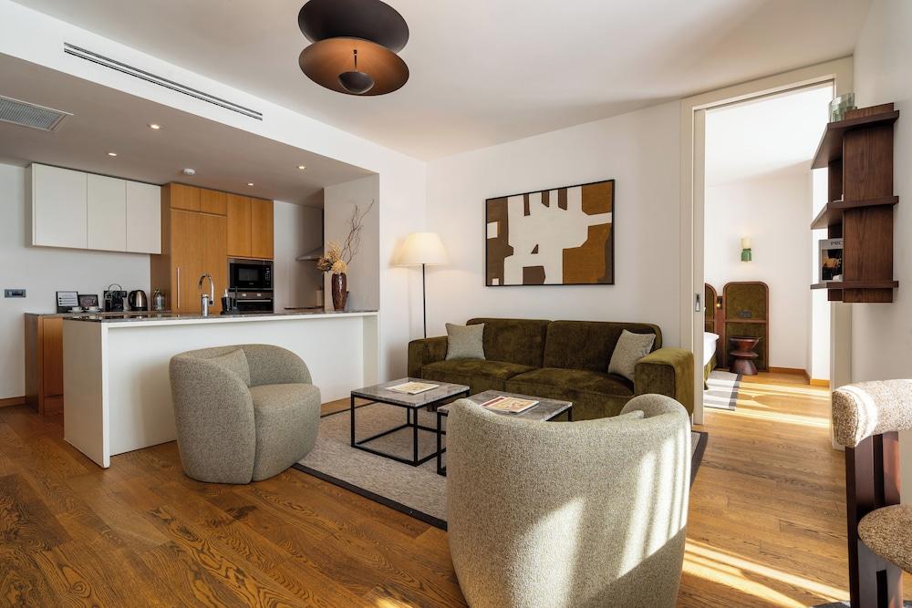 ANDO LIVING - TAKSIM GUMUSSUYU TOWNHOUSE — ISTANBUL — фотография отеля №20