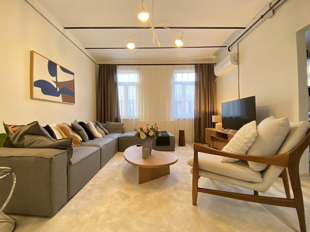 CHIC FLAT 5 MIN TO GALATA TOWER IN ISTIKLAL AVE — ISTANBUL — fotografie hotel nr. 17