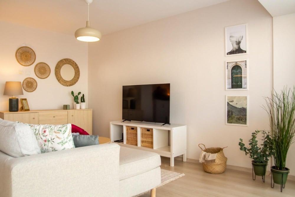 MISSAFIR FLAT WITH SEA VIEW NEAR KARSIYAKA COAST — IZMIR — фотография отеля №8