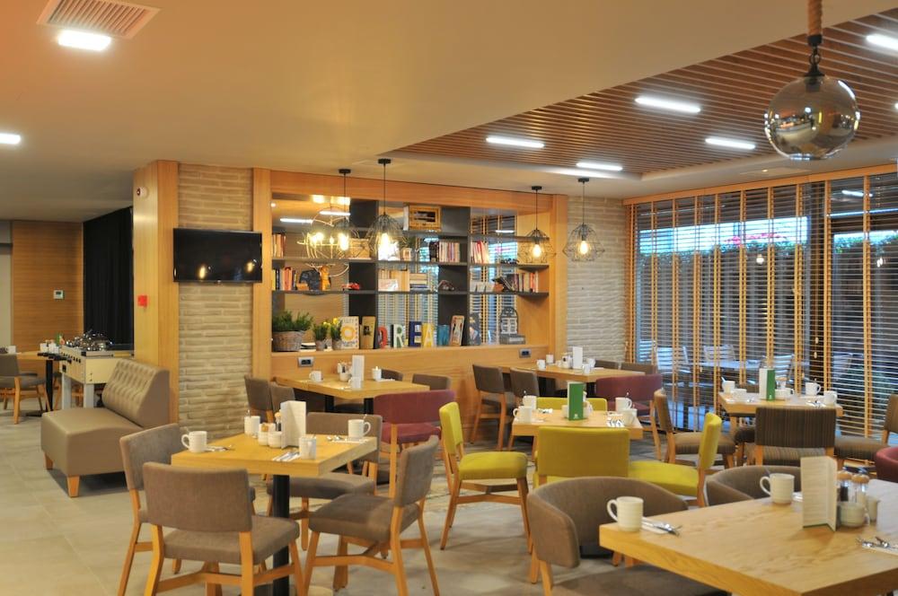 HOLIDAY INN ISTANBUL KADIKOY — ISTANBUL — fotografie hotel nr. 23