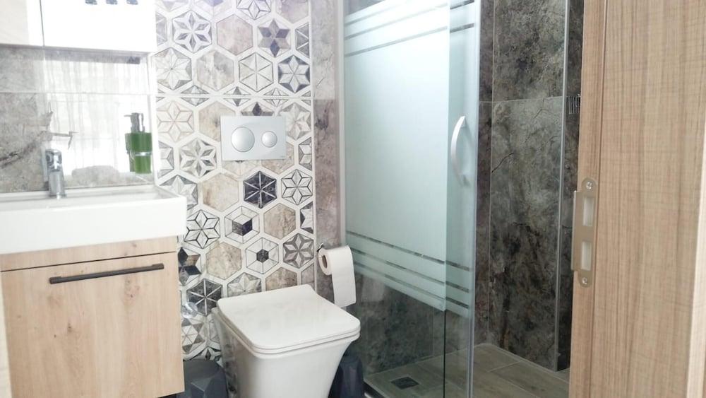 STUNNING 4-BED VILLA GREY 4 BEDROOMS PRIVATE POOL — DALYAN — фотография отеля №11