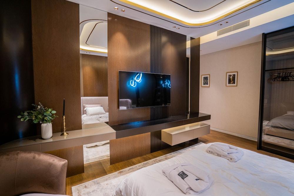 SISLI PALM LUXURY FURNISHED APARTMENTS — ISTANBUL