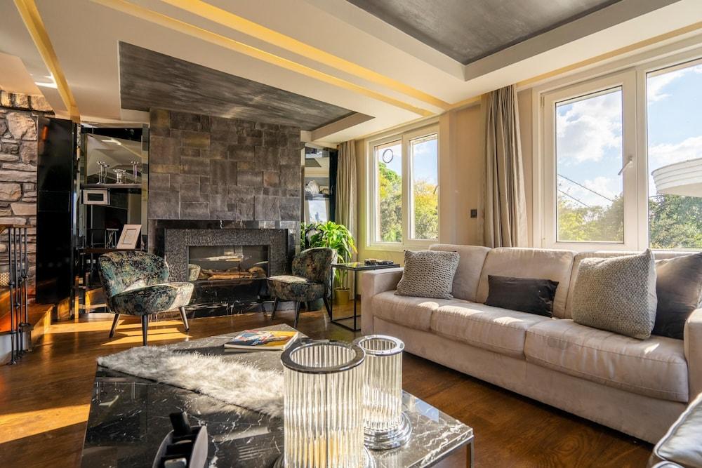 BOSPHORUS VIEW DUPLEX W TERRACE IN ORTAKOY — ISTANBUL — фотография отеля №10