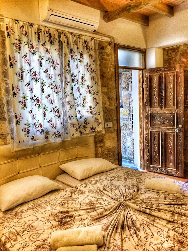 PARMIS BOUTIQUE HOUSE — CESME — fotografie hotel nr. 5