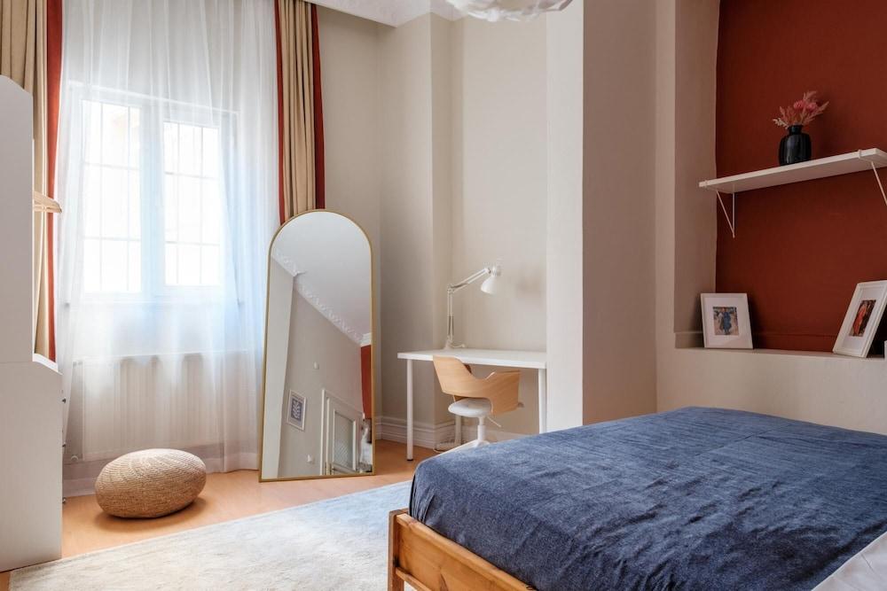 CHIC MODERN FLAT W BALCONY 5 MIN TO TAKSIM — ISTANBUL — fotografie hotel nr. 19
