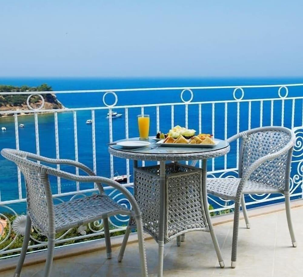 LA VISTA BOUTIQUE HOTEL & SPA (ADULTS ONLY) — KUSADASI — фотография отеля №12