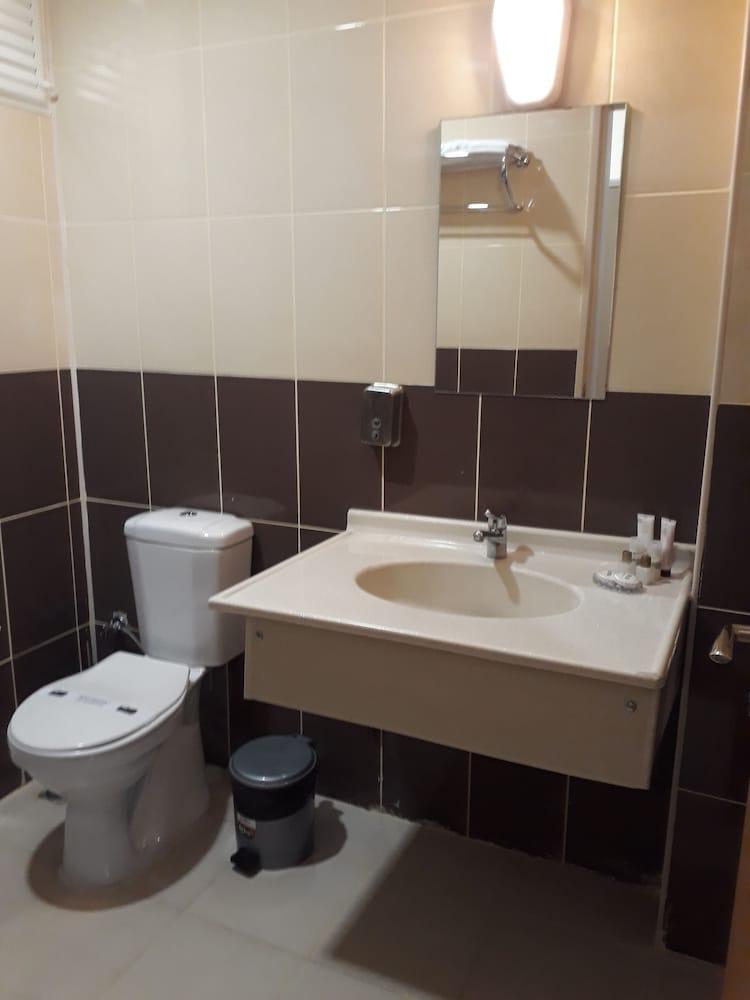 SELAHADDIN EYYUBI UYGULAMA OTELI — ISTANBUL — fotografie hotel nr. 27