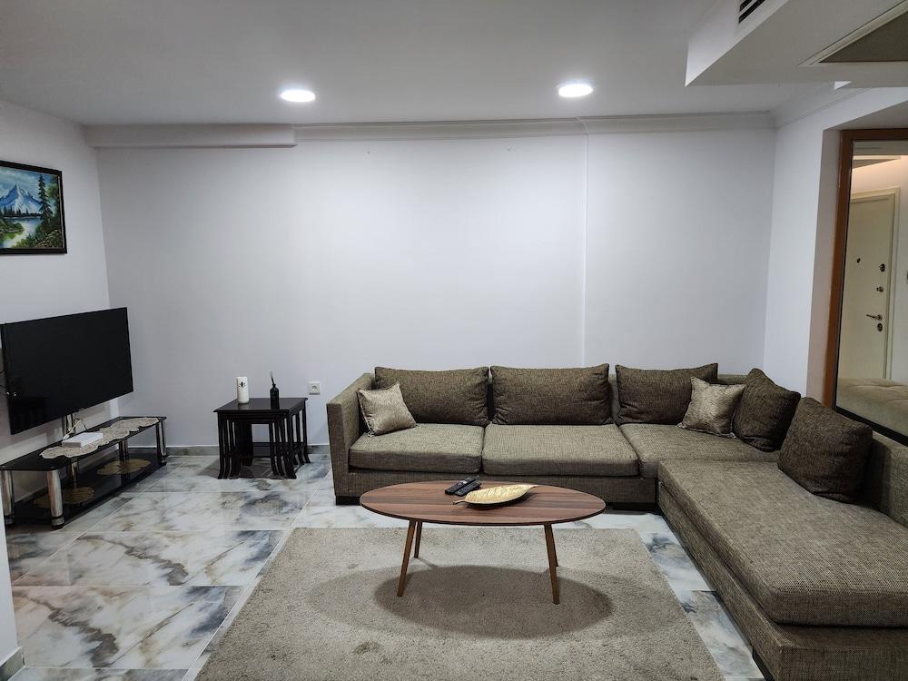 PERFECT RESIDENCE TAKSIM WITH POOL — ISTANBUL — фотография отеля №14