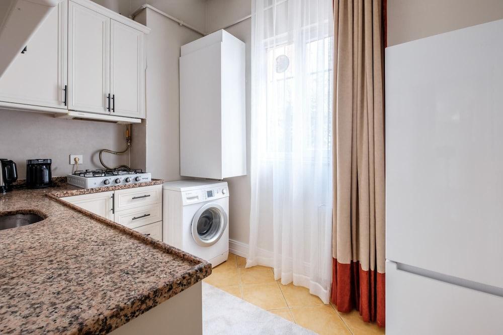 CHIC MODERN FLAT W BALCONY 5 MIN TO TAKSIM — ISTANBUL — fotografie hotel nr. 13