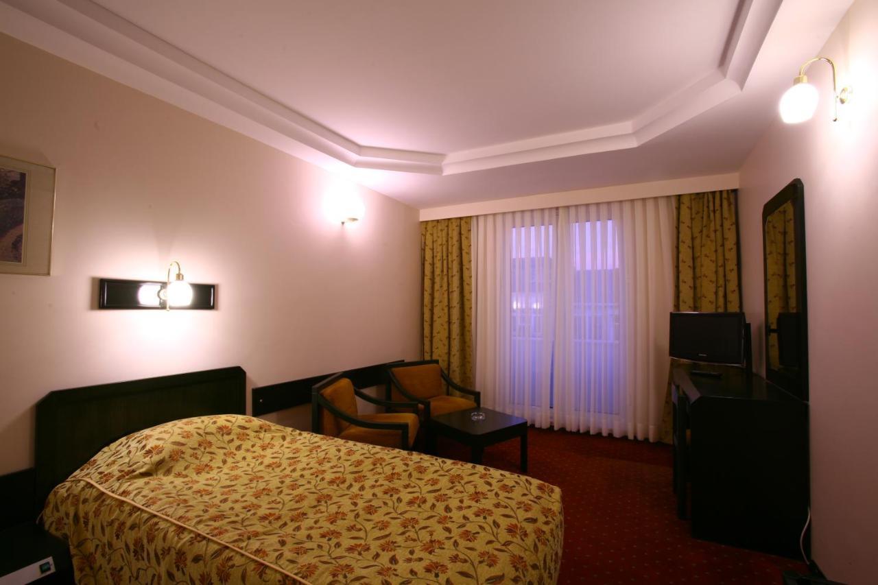 ISTANBUL ROYAL HOTEL — ISTANBUL — фотография отеля №10