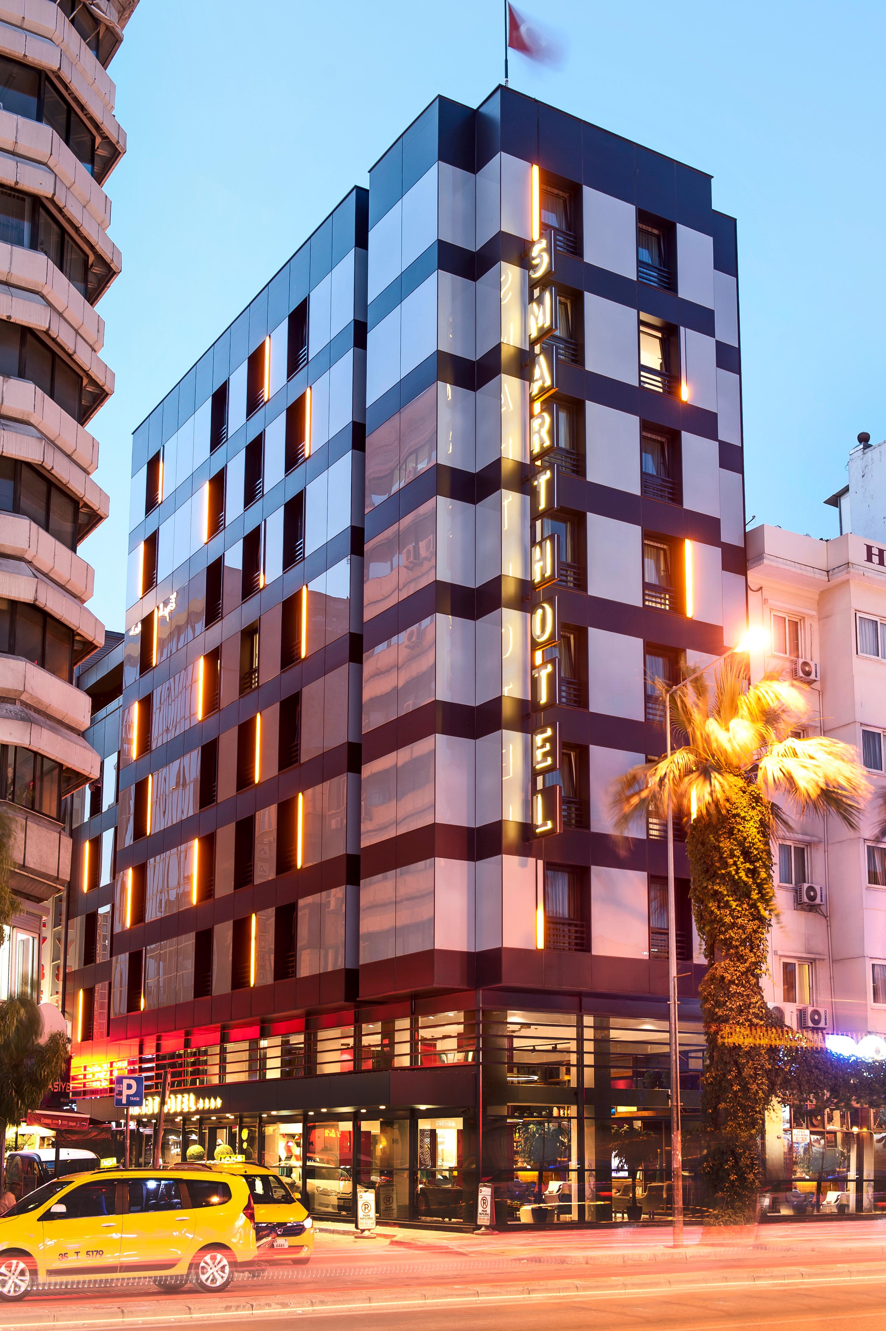 SMART HOTELS IZMIR — IZMIR