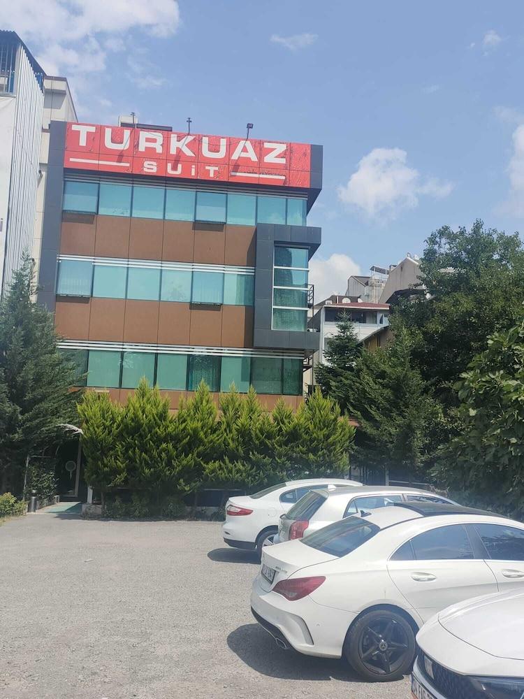 216 TURKUAZ SUIT — ISTANBUL