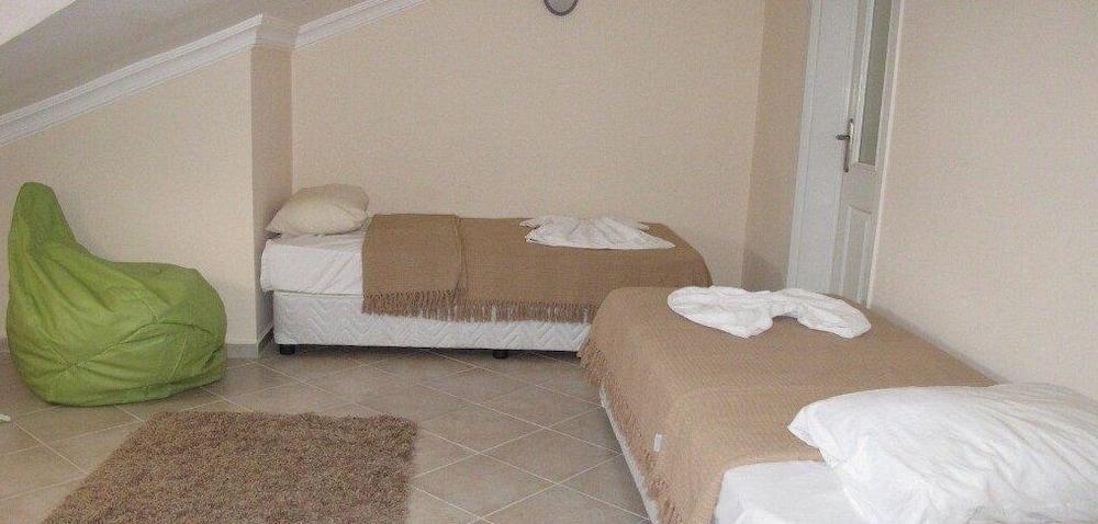 VILLA MRA5 BY JOYLETTINGS — FETHIYE — fotografie hotel nr. 2
