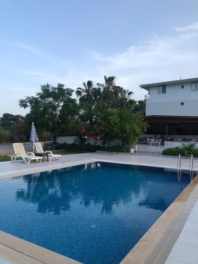 MINA GRAND HOTEL — GOYNUK