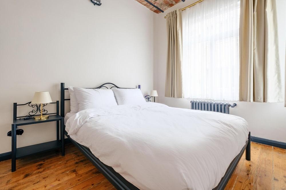 FLAT WITH BALCONY 8 MIN TO ISTIKLAL AVENUE — ISTANBUL — fotografie hotel nr. 13