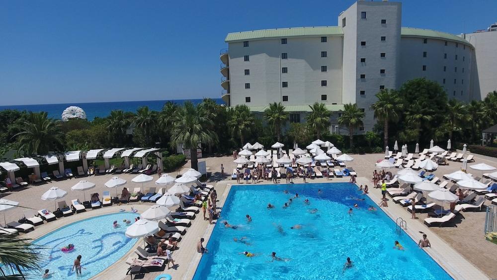 WASHINGTON RESORT HOTEL & SPA — SIDE — fotografie hotel nr. 11