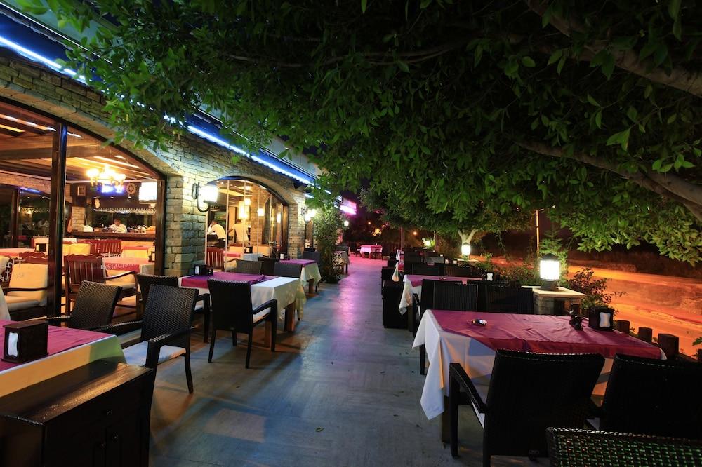 LEDA BEACH HOTEL — SIDE — fotografie hotel nr. 32