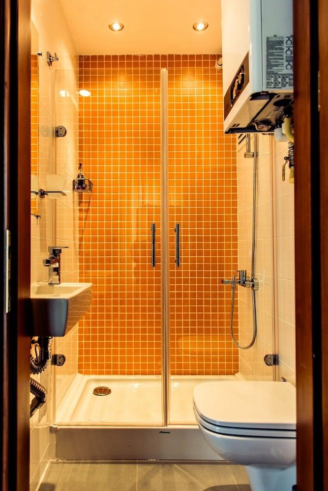 BEAUTIFUL APARTMENT WITH BOSPHORUS VIEWS, ISTANBUL — ISTANBUL — fotografie hotel nr. 22