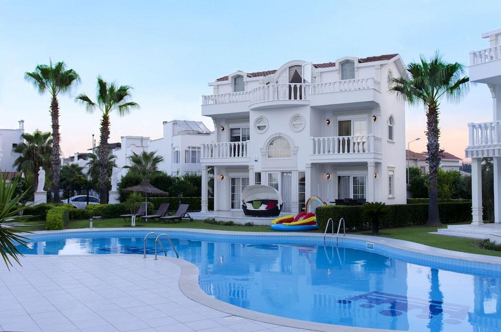 HELIOS VILLA — BELEK