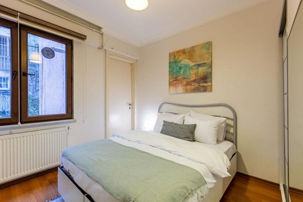 COZY FLAT NEAR NISANTASI AND TRENDY ATTRACTIONS — ISTANBUL — фотография отеля №2