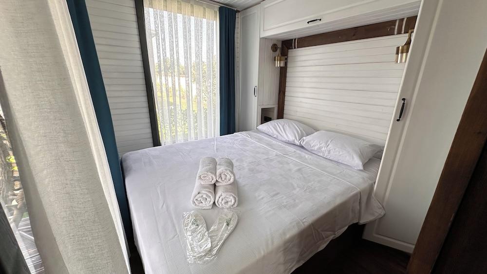 FLU ALACATI TINY HOUSE OTEL — CESME — фотография отеля №11