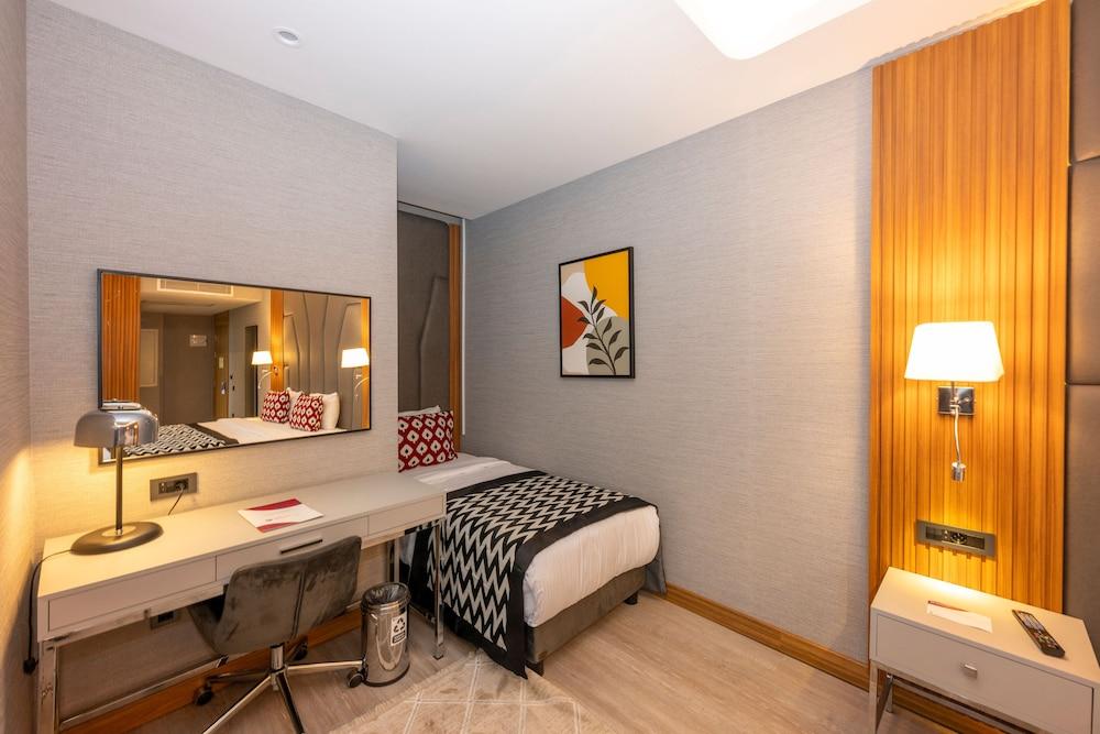 RAMADA ENCORE BY WYNDHAM ISTANBUL SISLI — ISTANBUL — fotografie hotel nr. 9