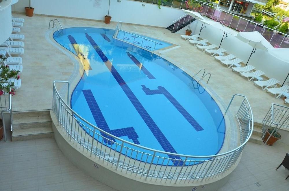 DICKMANN ELITE HOTEL — SIDE