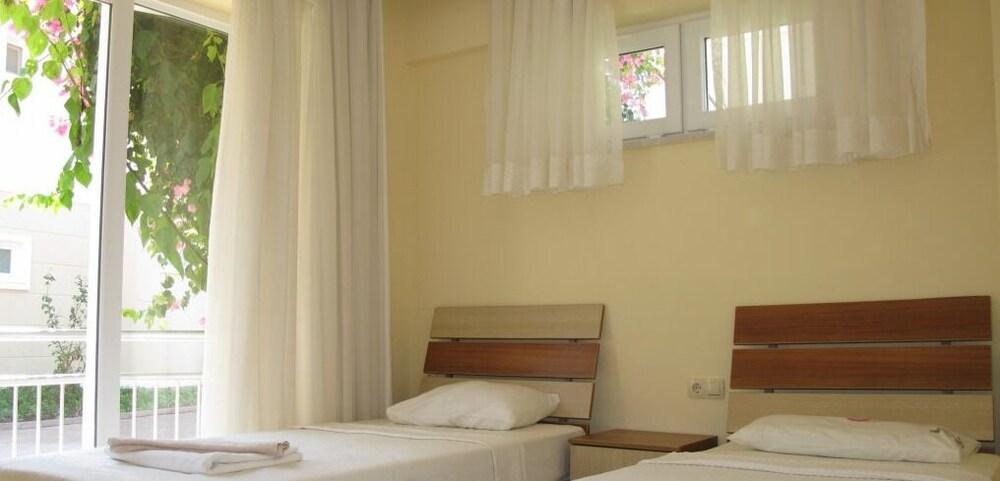 VILLA NP09 BY JOYLETTINGS — FETHIYE — fotografie hotel nr. 2