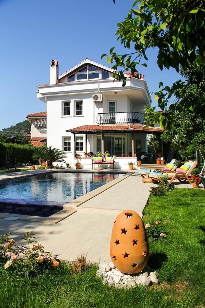 IMMACULATE 3-BED VILLA NEST DALYAN — DALYAN — фотография отеля №15