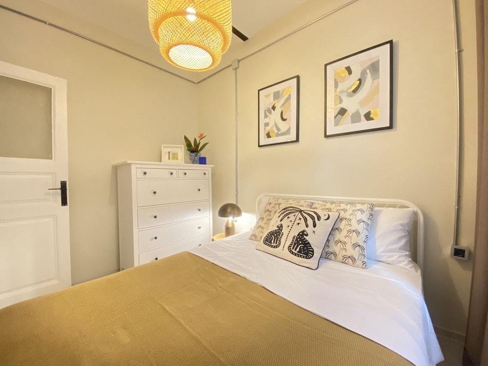 GEM OF GALATA DISCOVER RENOVATED FLAT — ISTANBUL — фотография отеля №12