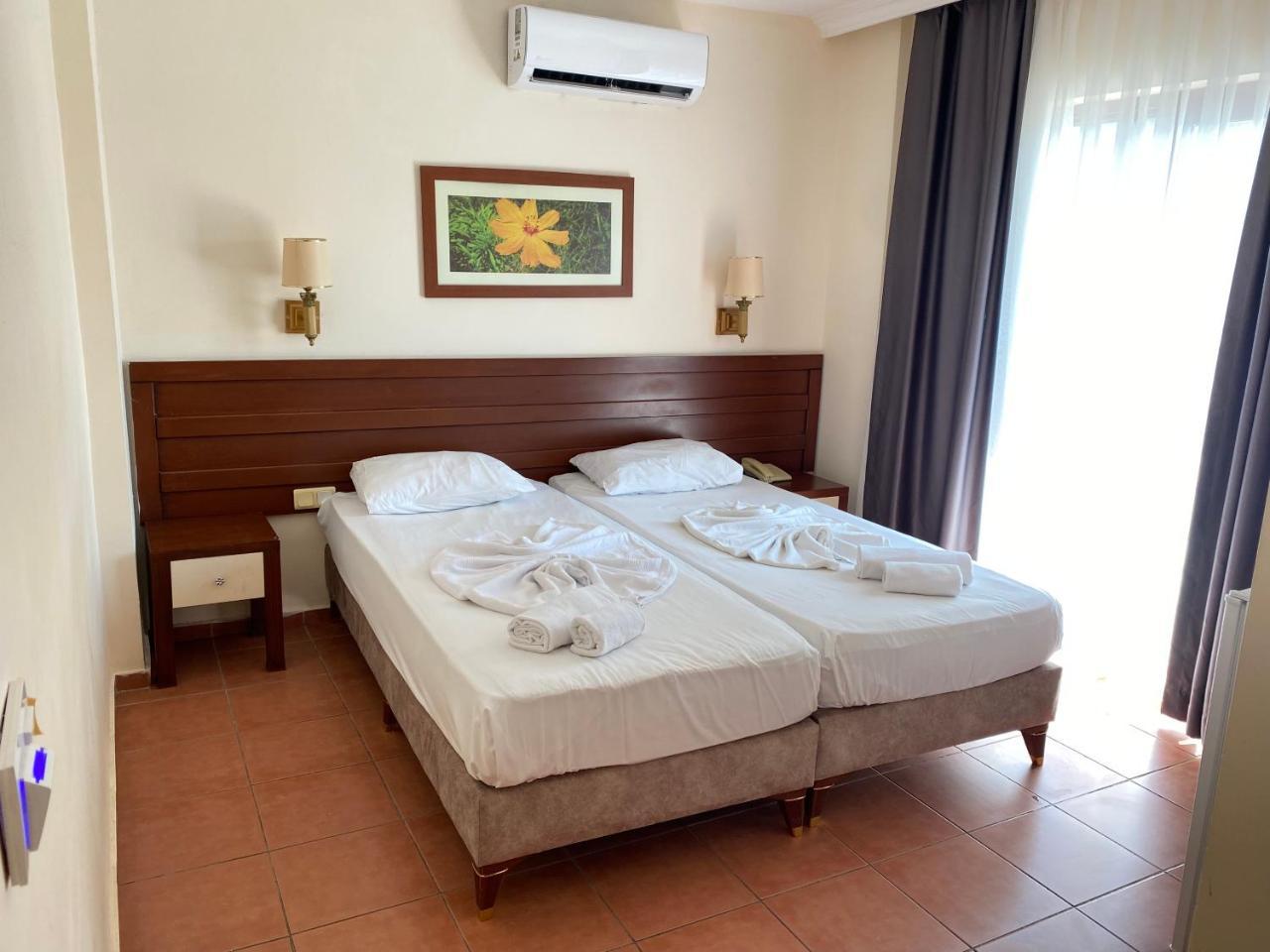 LEMAS SUITE HOTEL — SIDE — фотография отеля №22