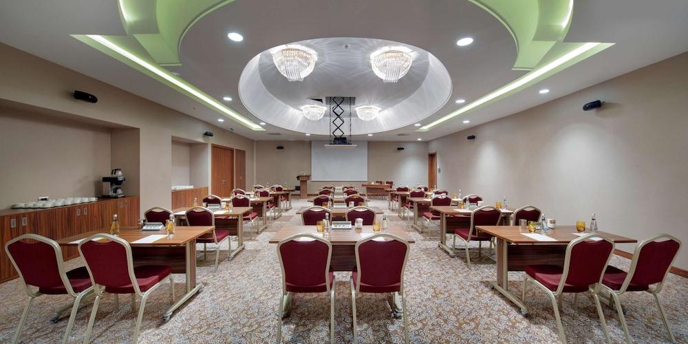 HILTON GARDEN INN ISTANBUL BEYLIKDUZU — ISTANBUL — фотография отеля №32