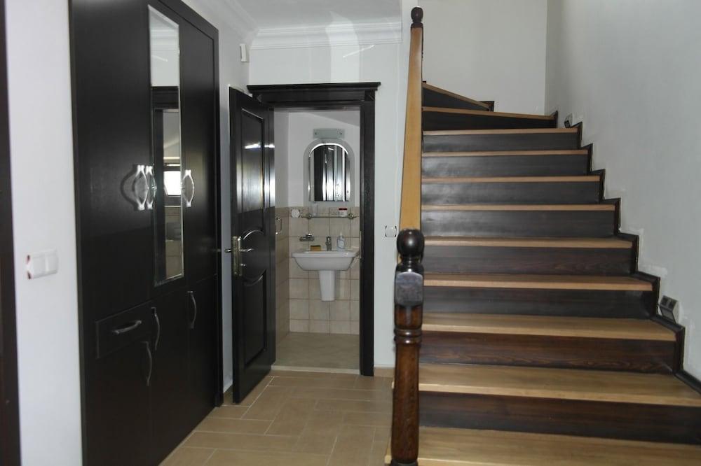 VILLA WITH PRIVATE POOL IN ICMELER — MARMARIS — фотография отеля №20