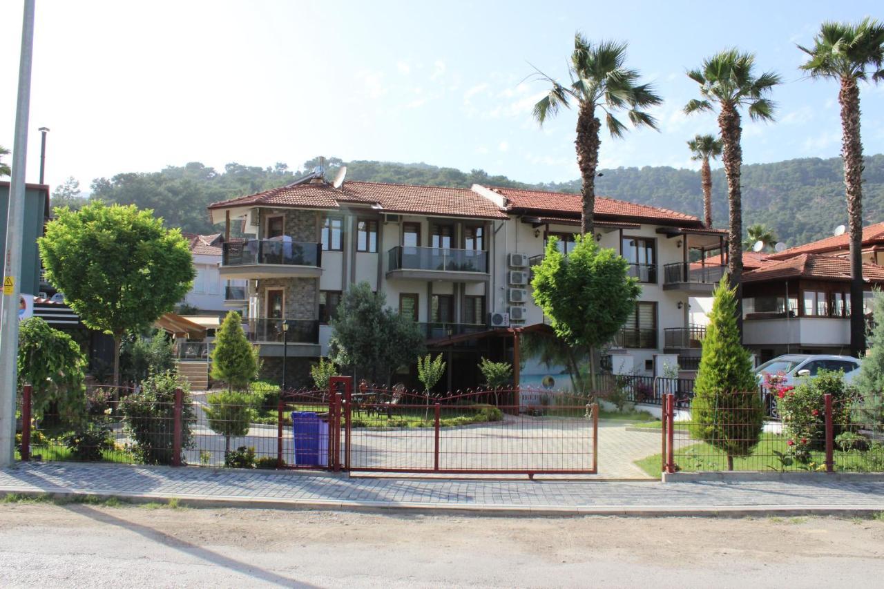 IBERIA VILLAS — SARIGERME