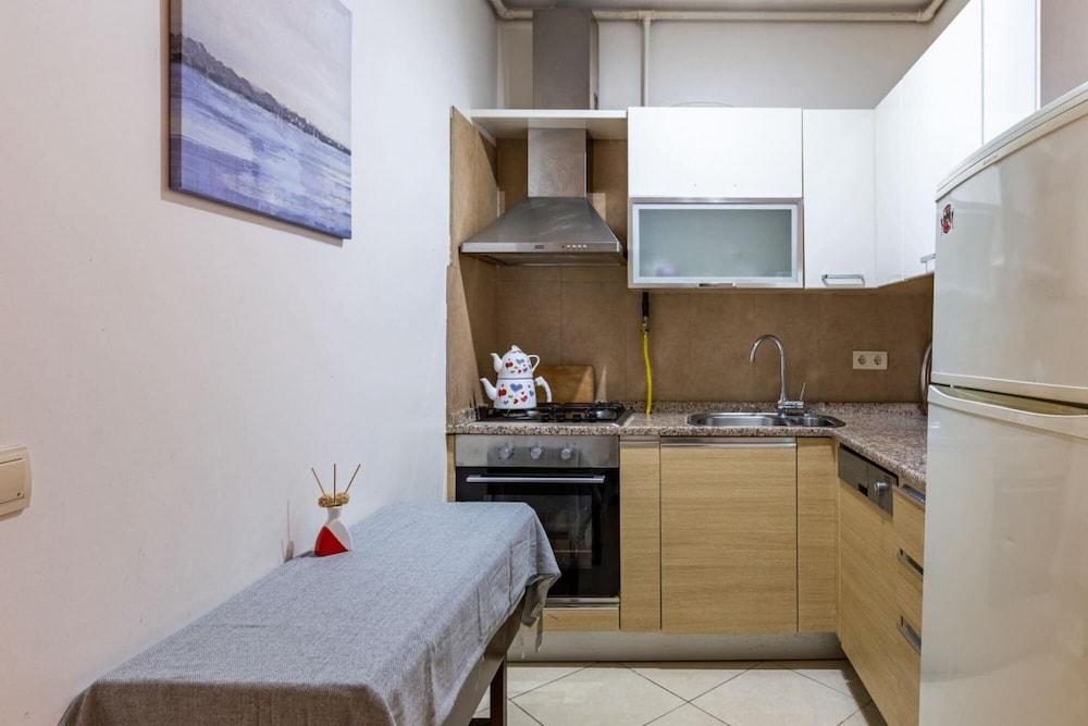 COZY FLAT NEAR NISANTASI AND TRENDY ATTRACTIONS — ISTANBUL — фотография отеля №12