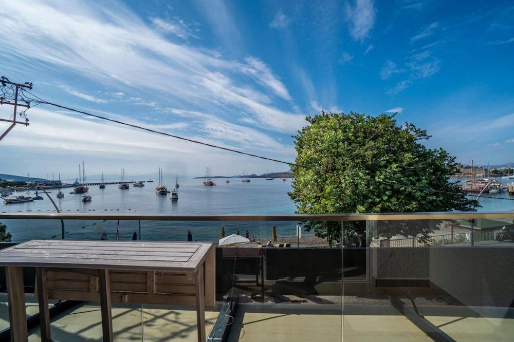 SEAFRONT FLAT WITH BREATHTAKING SEA VIEW IN BODRUM — BODRUM — fotografie hotel nr. 23