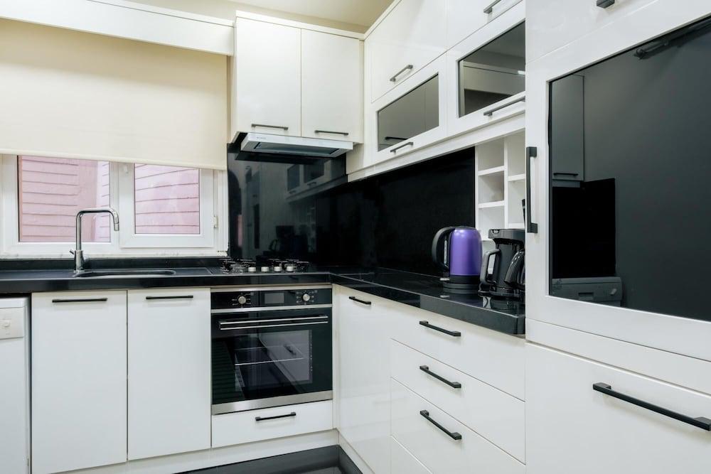 MODERN SPACIOUS FLAT W BALCONY 5 MIN TO TAKSIM — ISTANBUL — fotografie hotel nr. 3