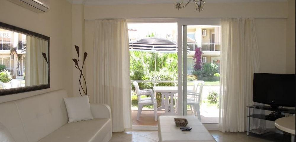 VILLA AQ37 BY JOYLETTINGS — FETHIYE — fotografie hotel nr. 4