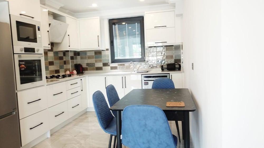 STUNNING 4-BED VILLA GREY 4 BEDROOMS PRIVATE POOL — DALYAN — фотография отеля №7