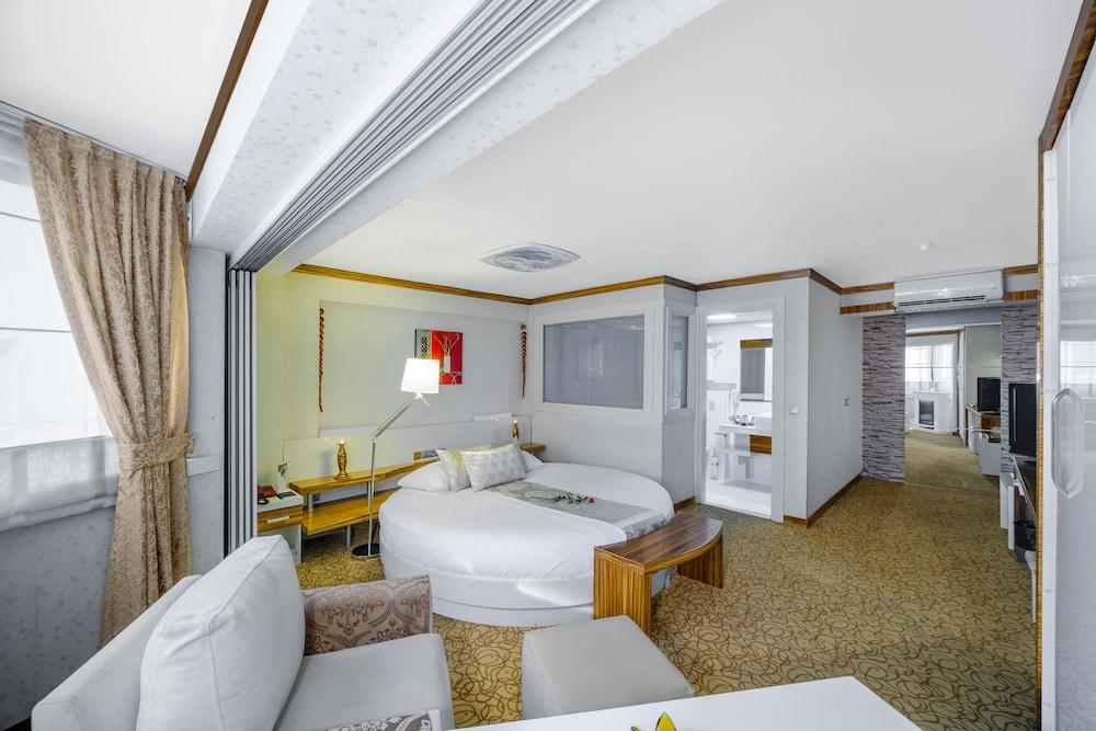 OGLAKCIOGLU PARK BOUTIQUE HOTEL — IZMIR — fotografie hotel nr. 9