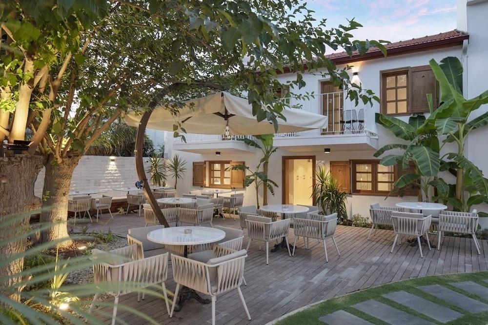 MELLOW BLUE HOTEL — SEFERIHISAR — фотография отеля №12