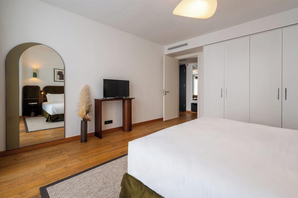 ANDO LIVING - TAKSIM GUMUSSUYU TOWNHOUSE — ISTANBUL — фотография отеля №8