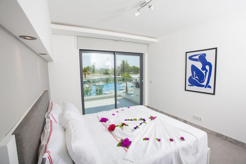 Q SPA RESORT — SIDE — фотография отеля №4