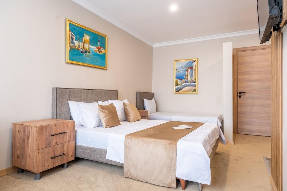 NOVA HOTEL ISTANBUL — ISTANBUL