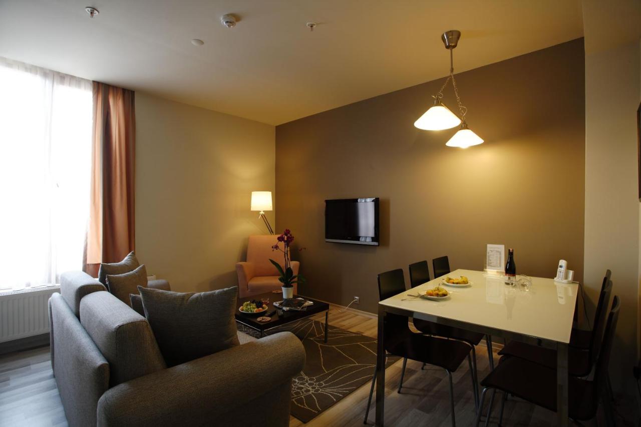 HOME STAY HOME SISLI — ISTANBUL