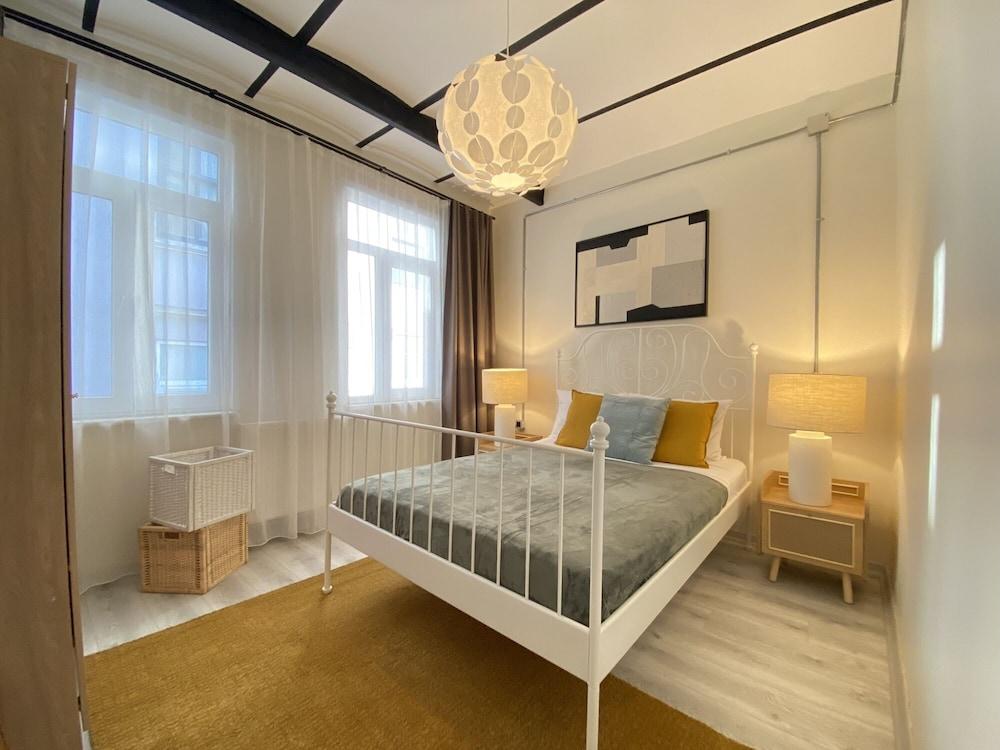CHIC FLAT 5 MIN TO GALATA TOWER IN ISTIKLAL AVE — ISTANBUL — fotografie hotel nr. 6