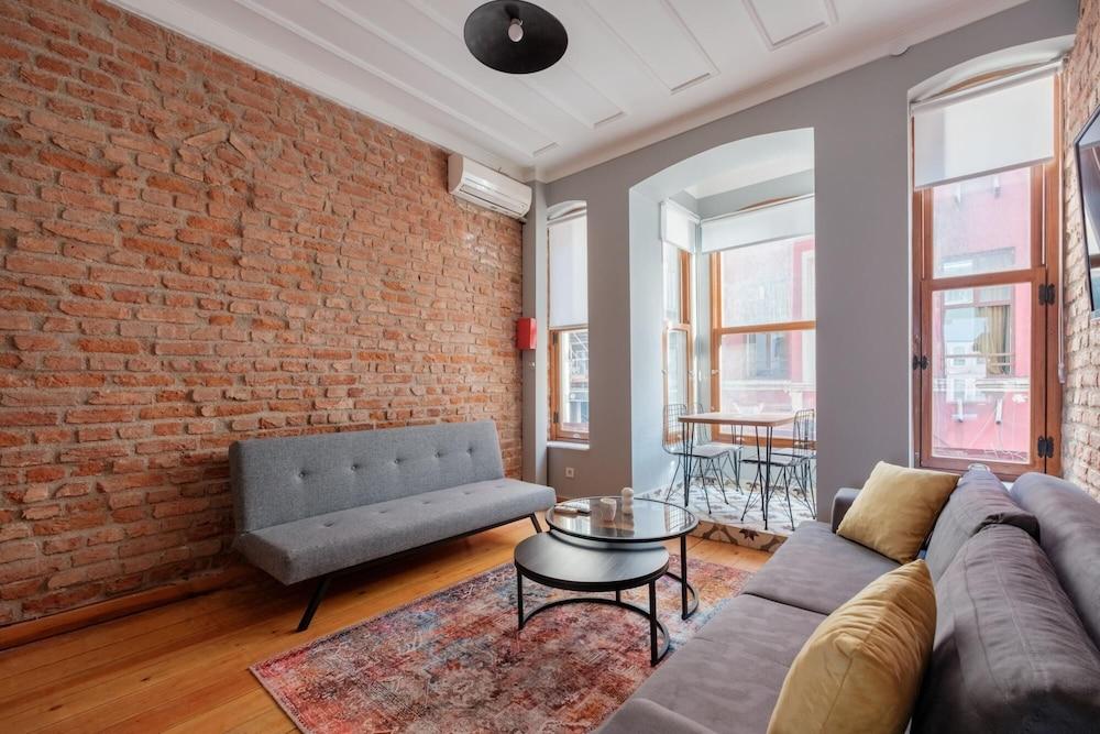 RUSTIC STONE FLAT 5 MIN TO TAKSIM SQUARE — ISTANBUL — fotografie hotel nr. 10