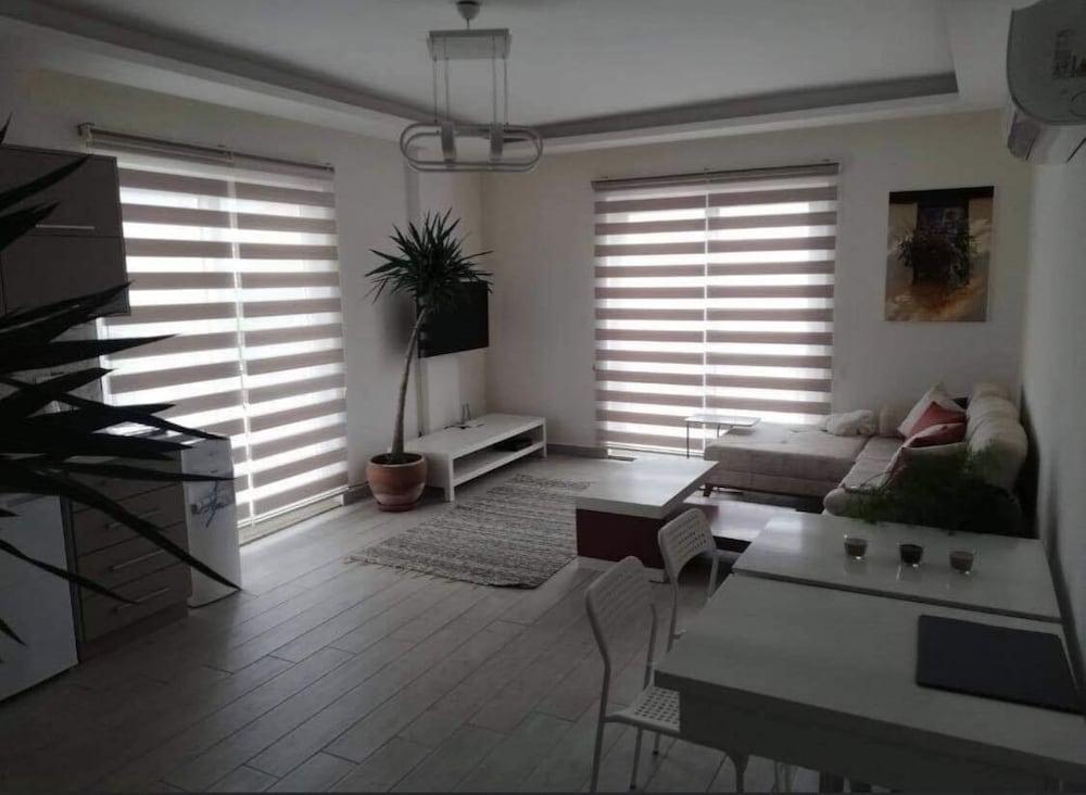 FABULOUS 3 BEDROOM APARTMENT IN DALYAN WITH POOL — DALYAN