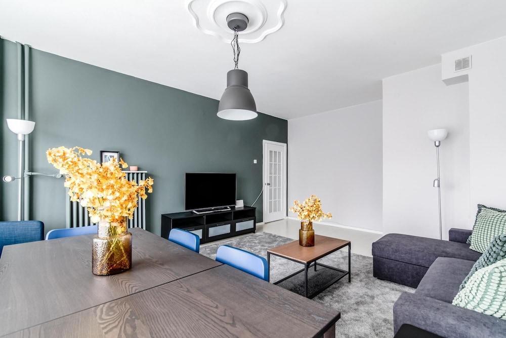 FULLY FURNISHED COZY FLAT IN THE HEART OF SISLI — ISTANBUL
